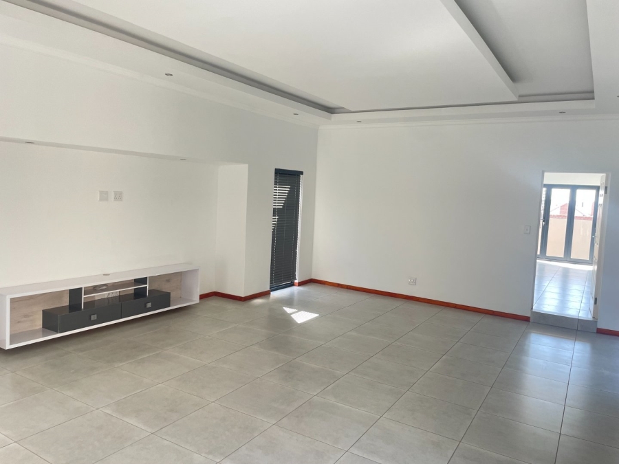 4 Bedroom Property for Sale in Wild Olive Estate Free State